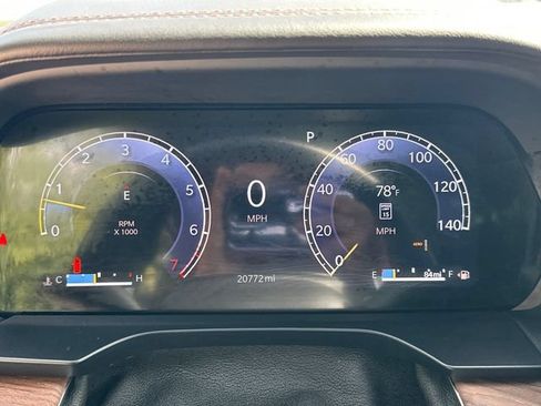 Used 2025 Jeep Grand Cherokee Summit AWD/4WD image 26