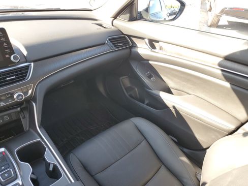 Used 2021 Honda Accord Touring image 20