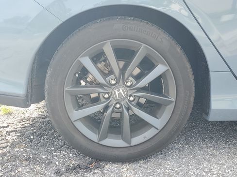Used 2021 Honda Civic EX image 5