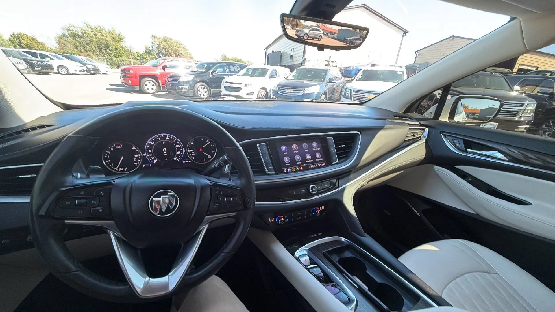 Used 2023 Buick Enclave Avenir w/ Avenir Technology Package AWD/4WD image 16