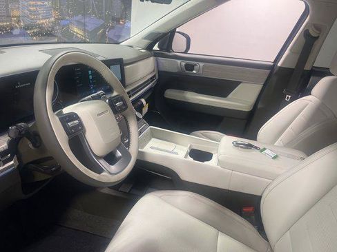 New 2025 Hyundai Santa Fe Calligraphy FWD image 10