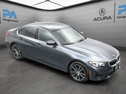 Used 2019 BMW 330i xDrive Sedan w/ Driving Assistance Package image 35