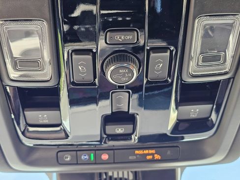 New 2026 Chevrolet Suburban Premier w/ Sun And Tow Package AWD/4WD image 37