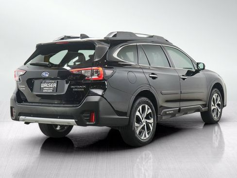 Used 2022 Subaru Outback Touring AWD/4WD image 5