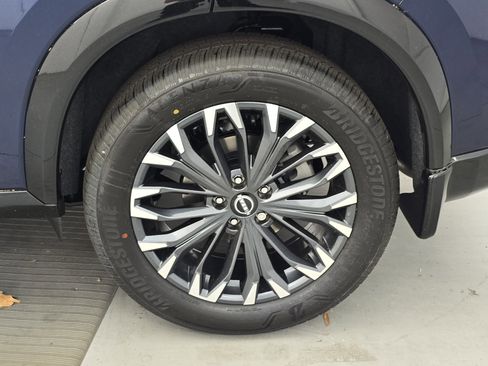 New 2026 Nissan Rogue Platinum AWD/4WD image 32