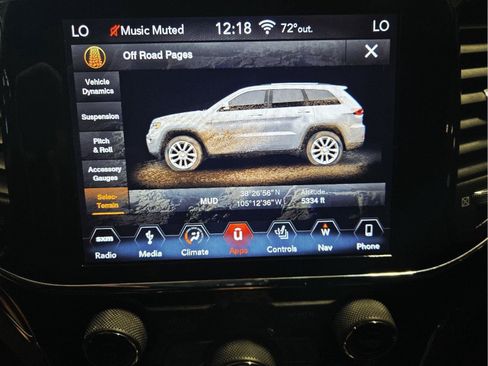 Used 2019 Jeep Grand Cherokee Overland AWD/4WD image 31