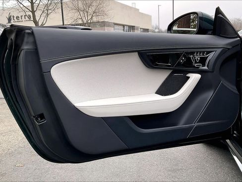 Used 2024 Jaguar F-TYPE R image 26