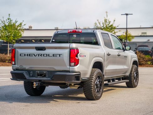 Used 2023 Chevrolet Colorado W/T w/ WT Convenience Package II AWD/4WD image 8