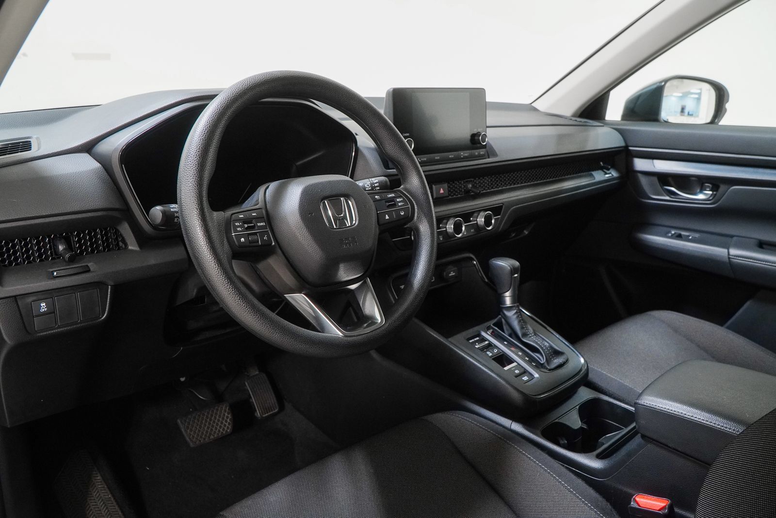 Used 2025 Honda CR-V LX image 20