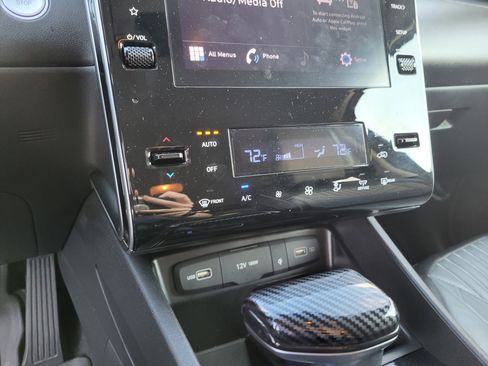 Used 2024 Hyundai Tucson SEL FWD image 17