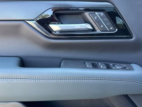 New 2026 GMC Yukon AT4 w/ AT4 Premium Plus Package AWD/4WD image 11