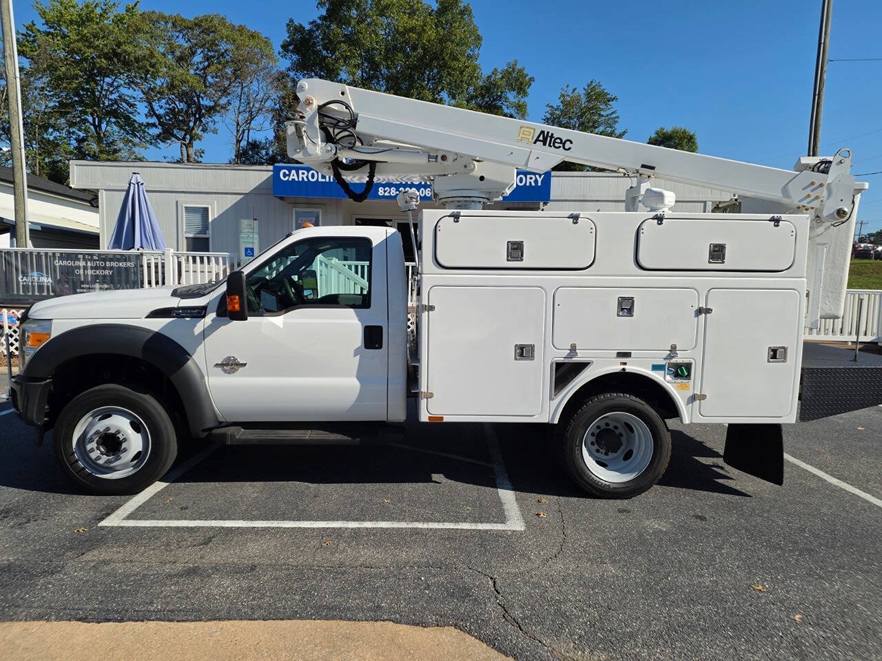 Used 2014 Ford F450 XL w/ Power Equipment Group RWD image 3