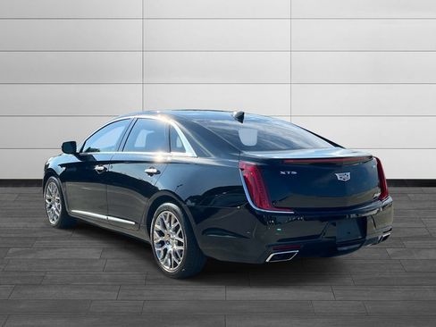Used 2019 Cadillac XTS Luxury FWD image 3