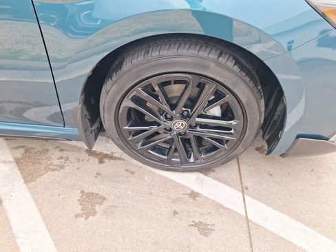 Used 2025 Toyota Camry SE image 11