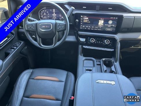Used 2024 GMC Sierra 2500 AT4 w/ AT4 Premium Plus Package AWD/4WD image 14
