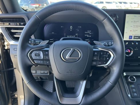 Used 2025 Lexus GX 550 550 Overtrail+ image 10