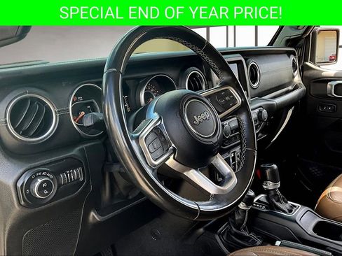 Used 2020 Jeep Gladiator Overland w/ LED Lighting Group image 16