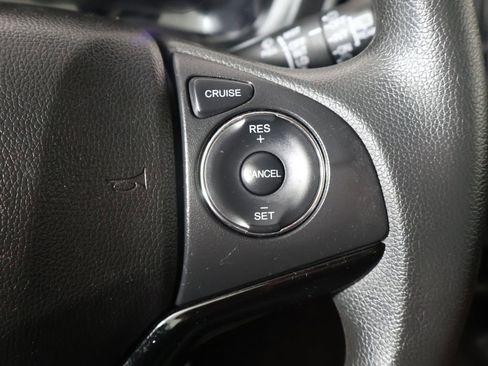 Used 2022 Honda HR-V LX image 30