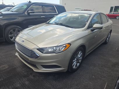 Used 2017 Ford Fusion SE w/ Fusion SE Technology Package