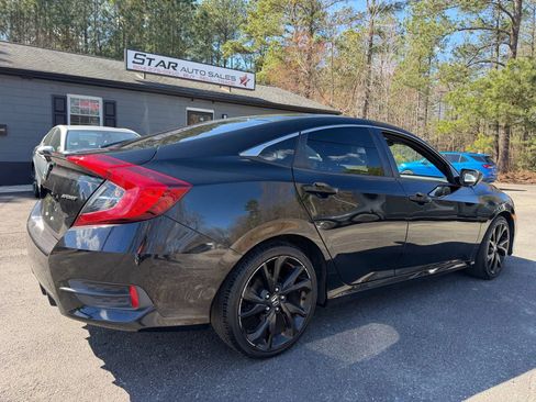 Used 2019 Honda Civic Sport image 4