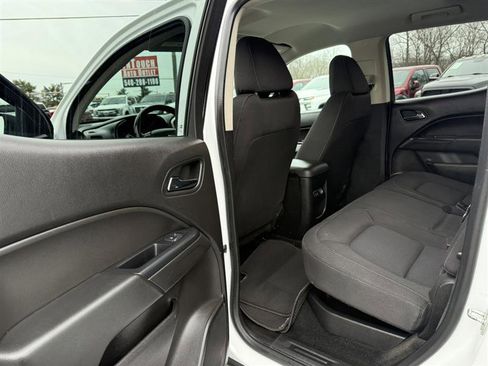 Used 2016 Chevrolet Colorado LT w/ LT Convenience Package AWD/4WD image 19