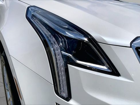 Used 2025 Cadillac XT5 Luxury w/ LPO, Floor Liner Package FWD image 27