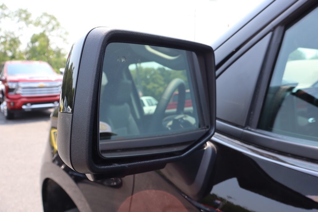 New 2026 Chevrolet Silverado 1500 RST w/ Safety Package AWD/4WD image 4