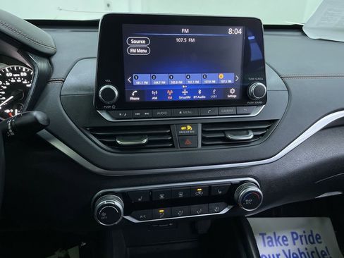 Used 2022 Nissan Altima 2.5 SR w/ Midnight Edition Package image 22