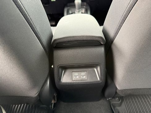 Certified 2024 Toyota Corolla LE image 31