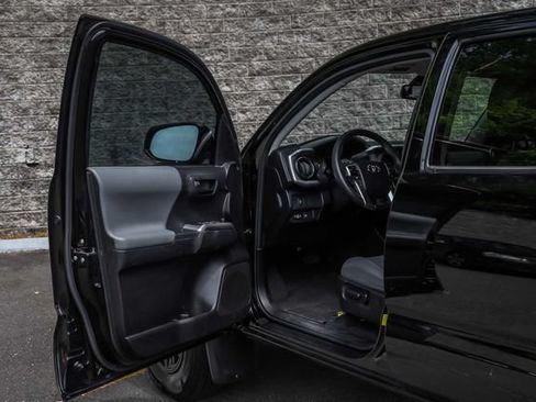 Used 2023 Toyota Tacoma SR5 w/ SX Package AWD/4WD image 23