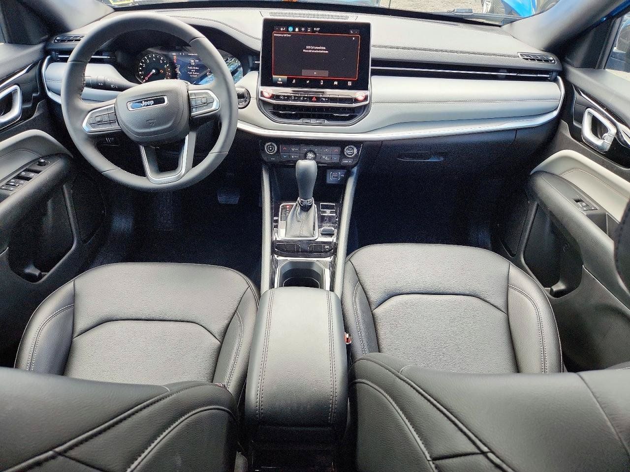 Used 2026 Jeep Compass Limited AWD/4WD image 7