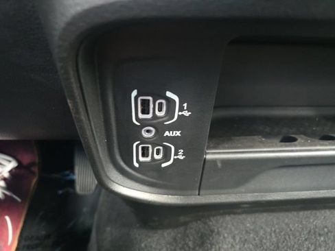 Certified 2025 RAM 2500 Big Horn AWD/4WD image 26