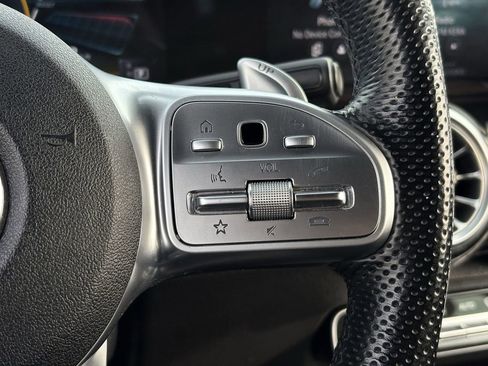 Used 2022 Mercedes-Benz GLB 35 AMG 4MATIC image 17