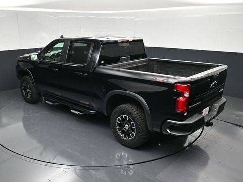 Used 2023 Chevrolet Silverado 1500 ZR2 w/ Technology Package AWD/4WD image 55