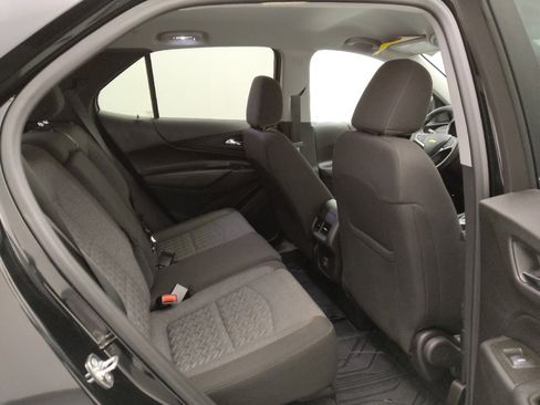 Used 2024 Chevrolet Equinox LT w/ LPO, Floor Liner Package image 19
