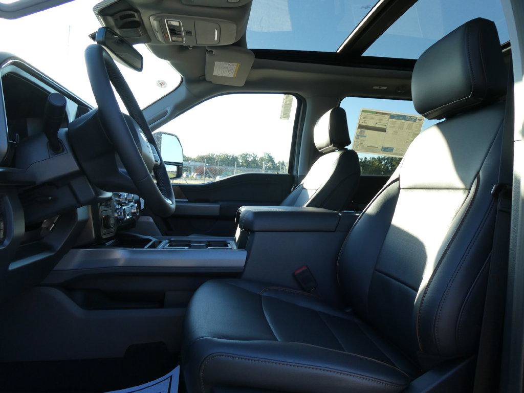New 2027 Ford F250 Lariat w/ Black Appearance Package AWD/4WD image 17