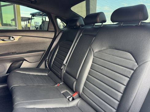 Used 2024 Kia Forte GT image 38