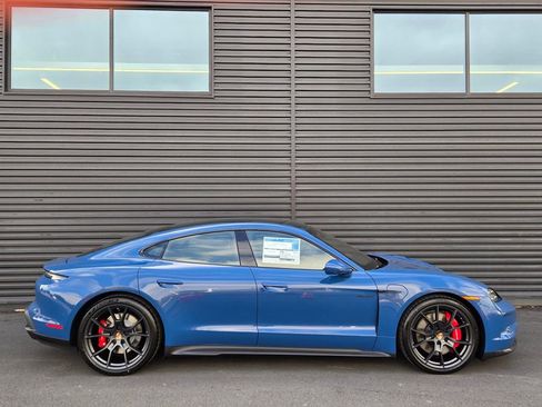 New 2026 Porsche Taycan GTS image 8