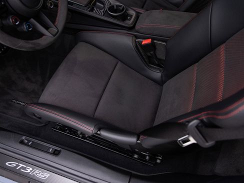 Certified 2024 Porsche 911 GT3 RS image 23