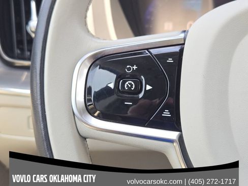 Certified 2024 Volvo XC60 B5 Core AWD/4WD image 23