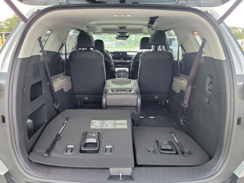 New 2026 Kia Carnival SX FWD image 14