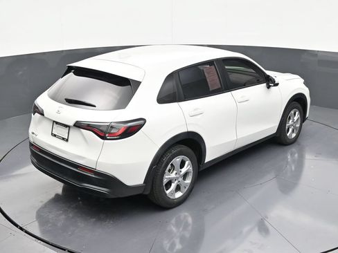 Used 2023 Honda HR-V LX image 16