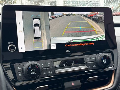 Used 2024 Toyota Grand Highlander MAX Platinum image 23