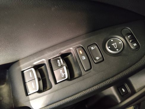 Used 2018 Honda Accord Touring image 27