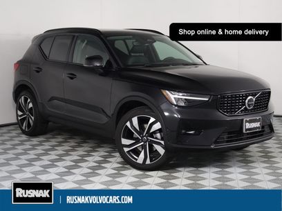 Certified 2025 Volvo XC40 B5 Plus