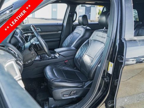 Used 2017 Ford Explorer Platinum image 7