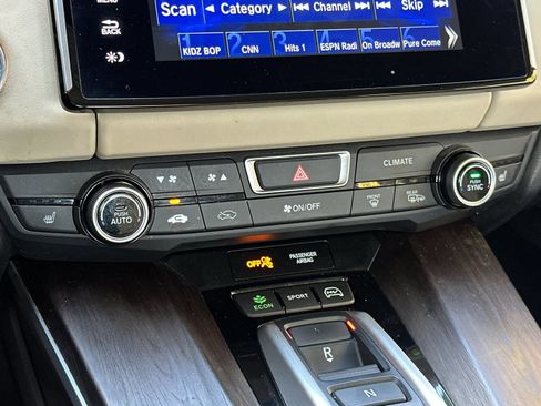 Used 2019 Honda Clarity Plug-In Hybrid image 22