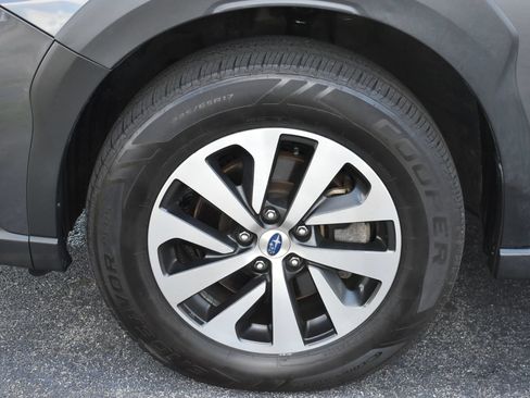 Used 2023 Subaru Outback Premium AWD/4WD image 10