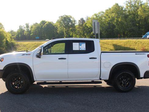 Used 2024 Chevrolet Silverado 1500 ZR2 w/ ZR2 Bison Edition AWD/4WD image 4