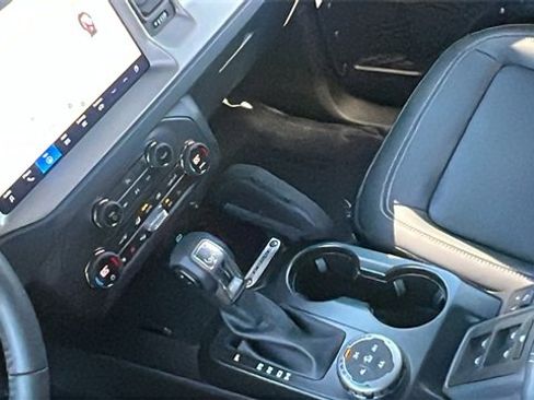 New 2025 Ford Bronco Outer Banks w/ Sasquatch Package image 25